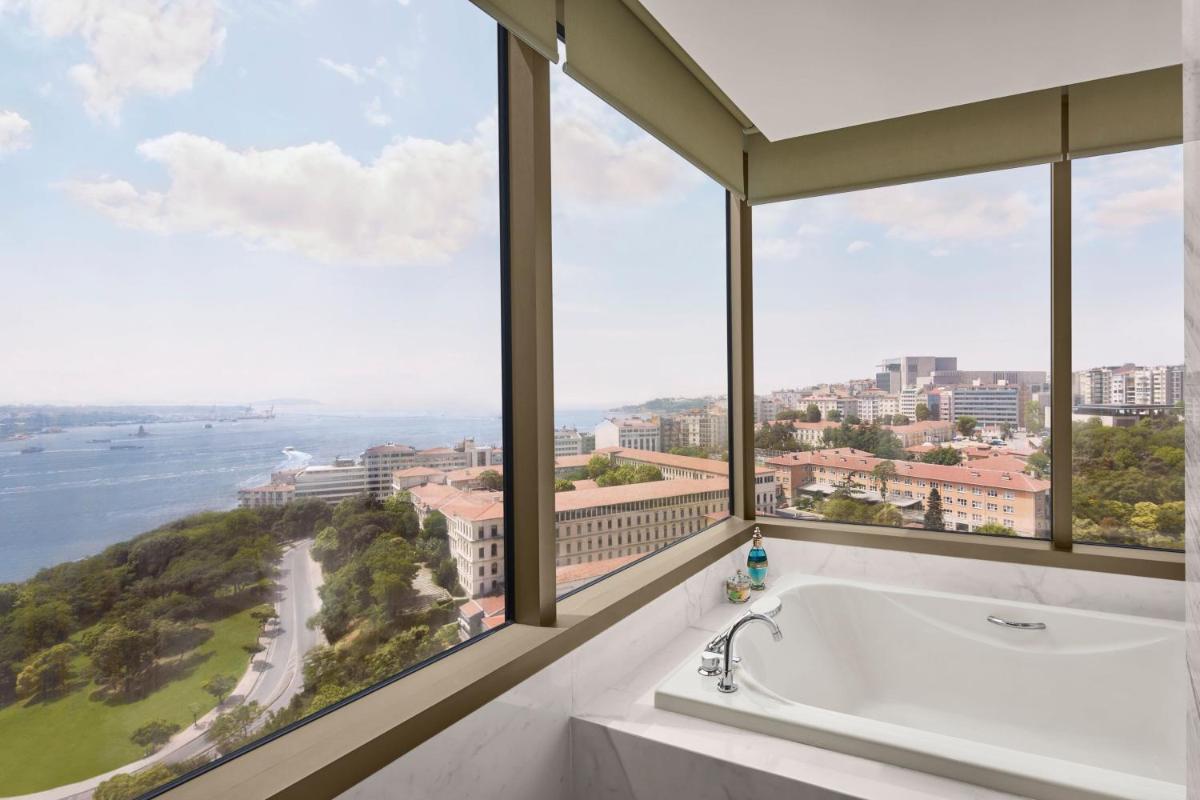 The Ritz-Carlton, Istanbul at the Bosphorus