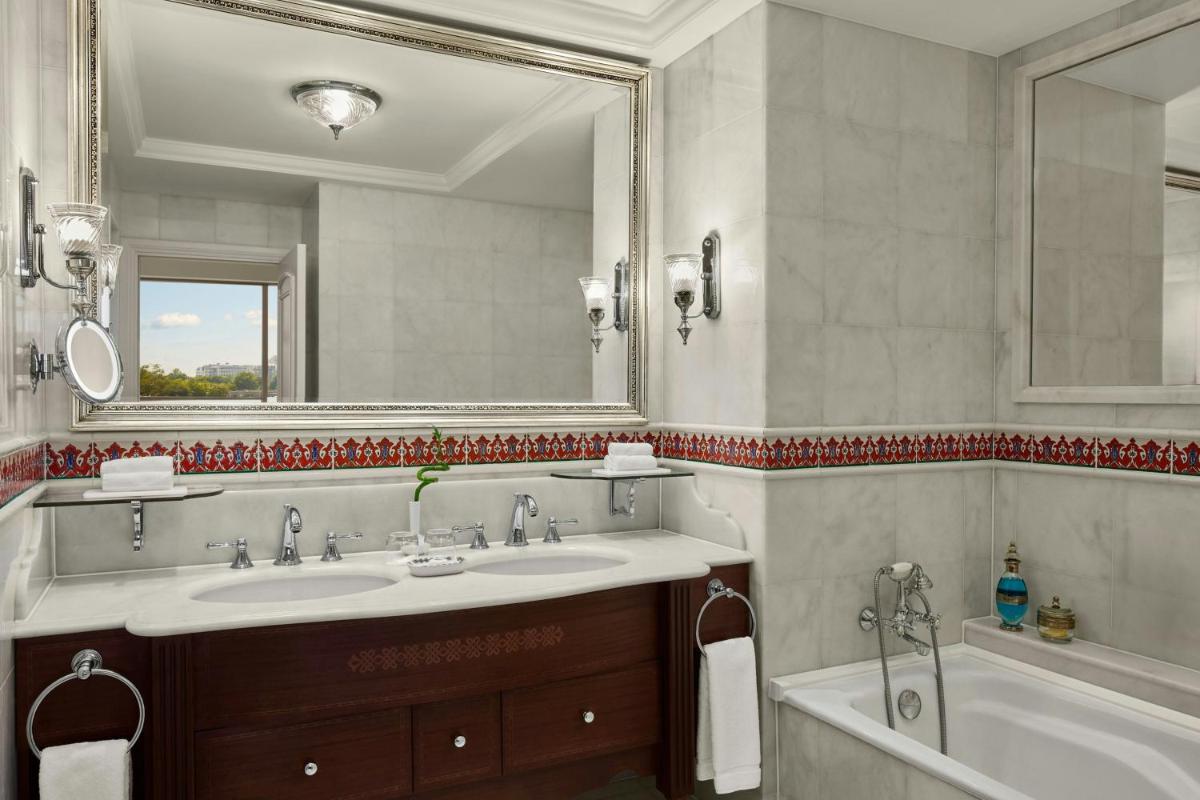 The Ritz-Carlton, Istanbul at the Bosphorus