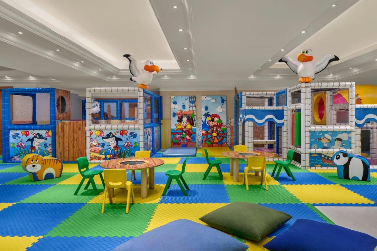 The Ritz-Carlton, Istanbul at the Bosphorus