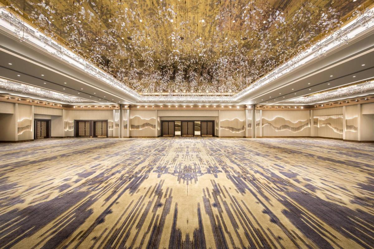 The Ritz-Carlton, Istanbul at the Bosphorus