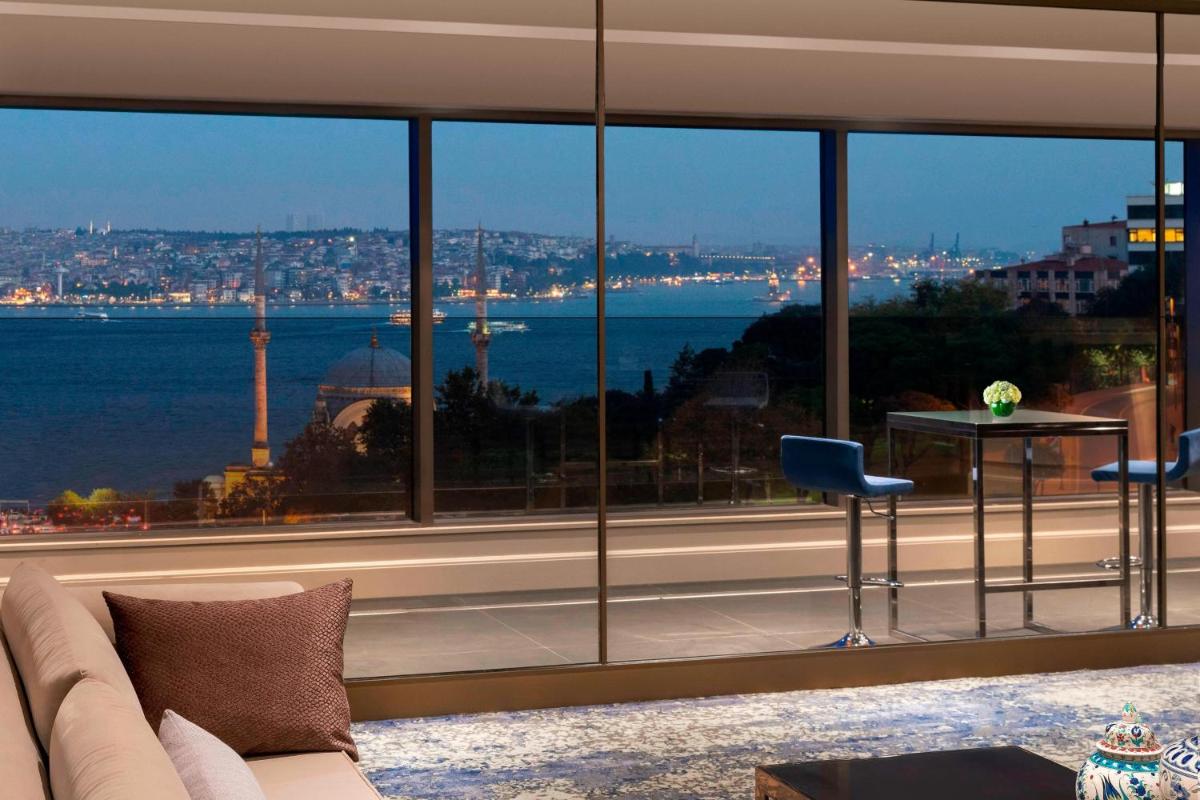 The Ritz-Carlton, Istanbul at the Bosphorus