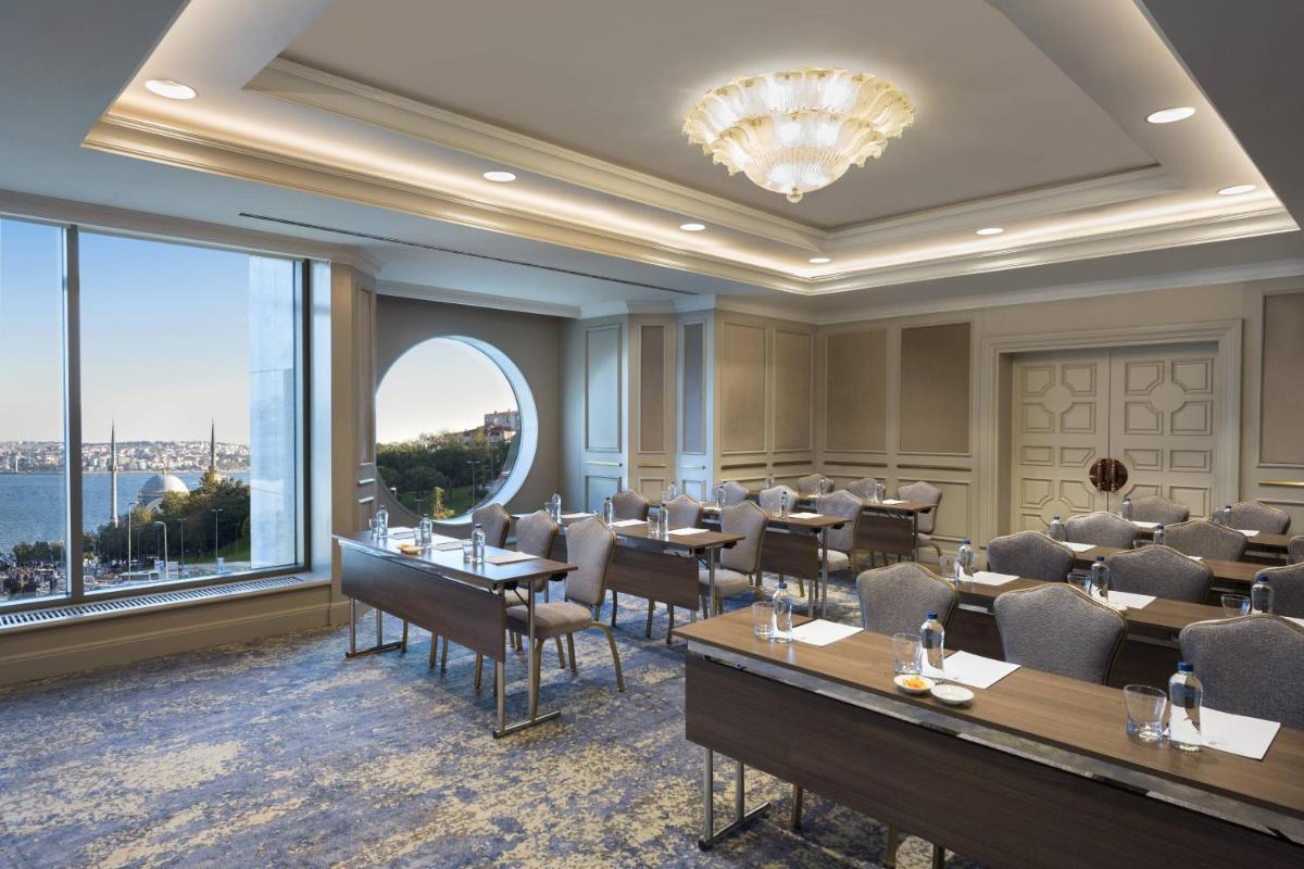 The Ritz-Carlton, Istanbul at the Bosphorus
