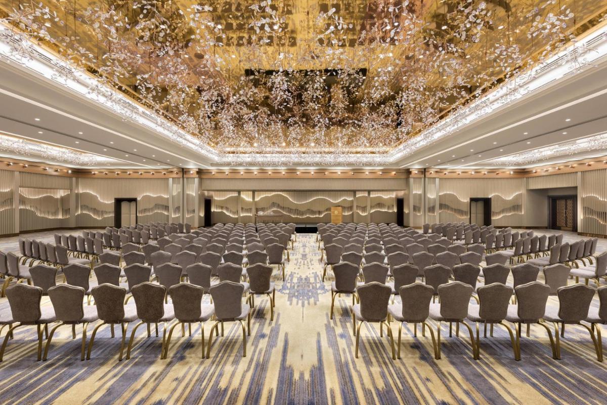 The Ritz-Carlton, Istanbul at the Bosphorus