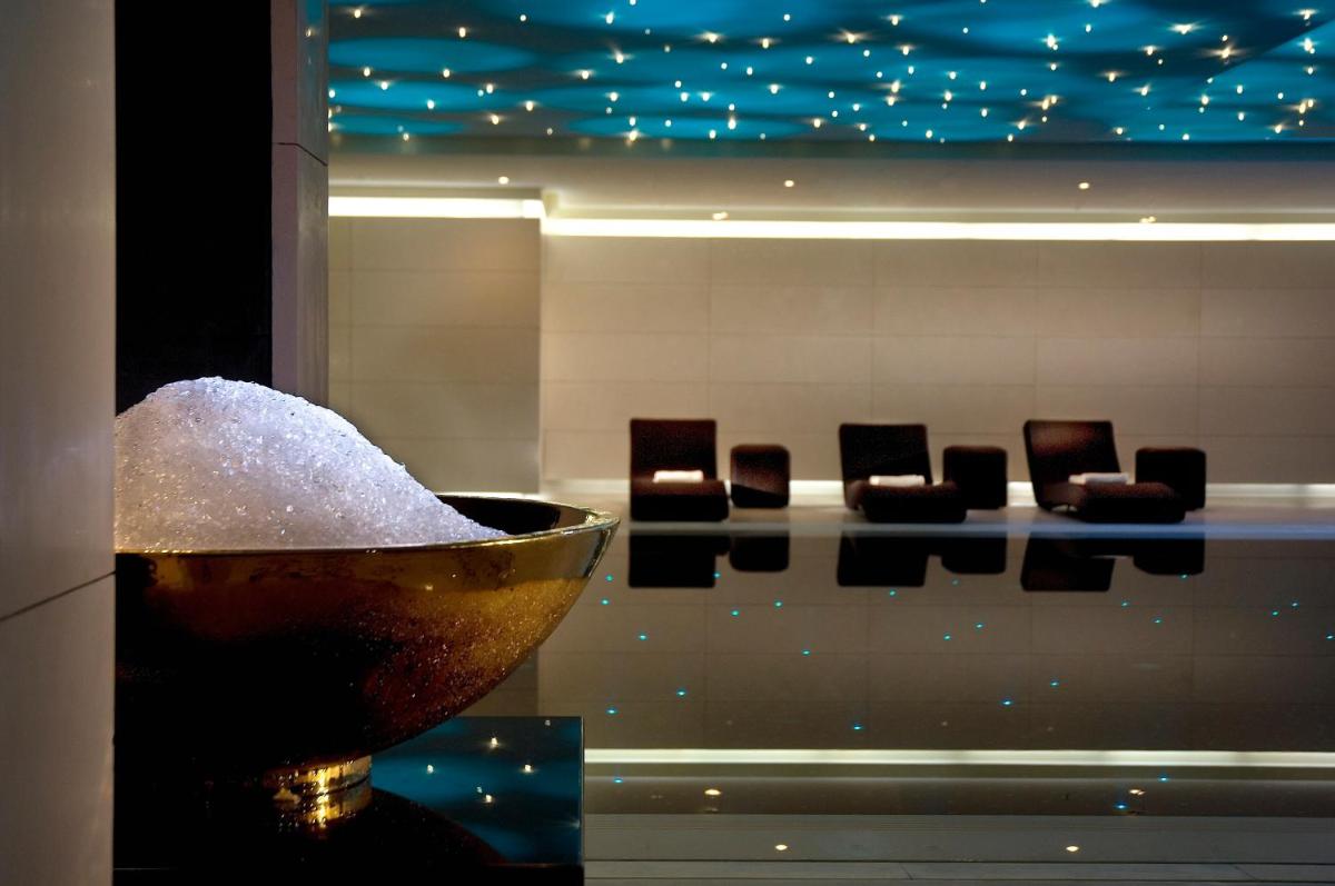 The Ritz-Carlton, Moscow