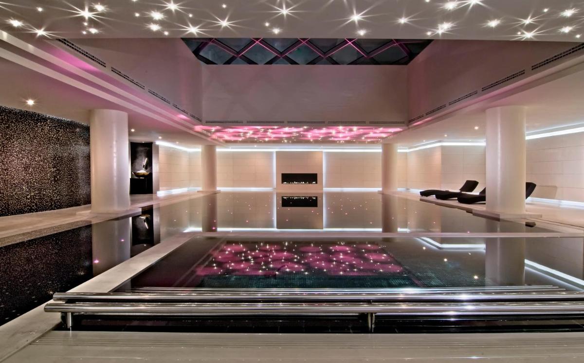 The Ritz-Carlton, Moscow