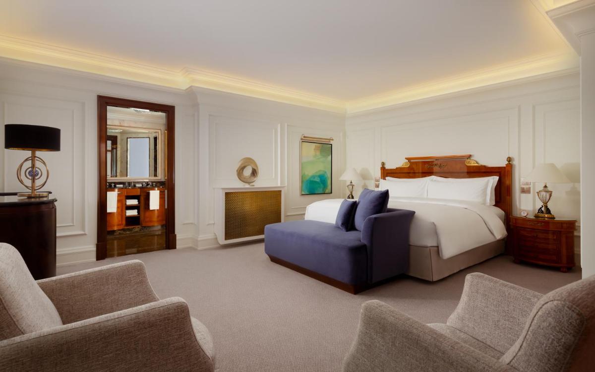 The Ritz-Carlton, Moscow