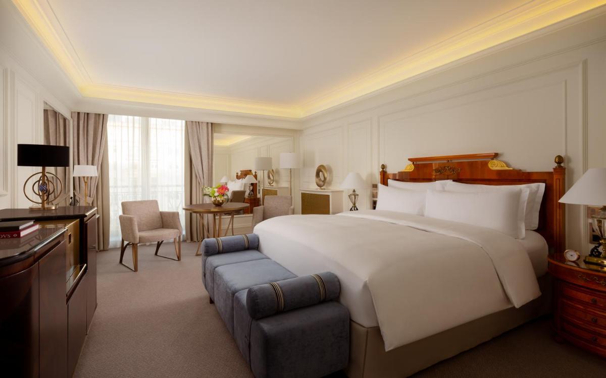 The Ritz-Carlton, Moscow