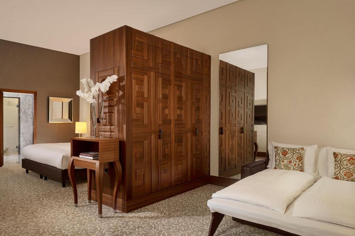 The Ritz-Carlton, Vienna