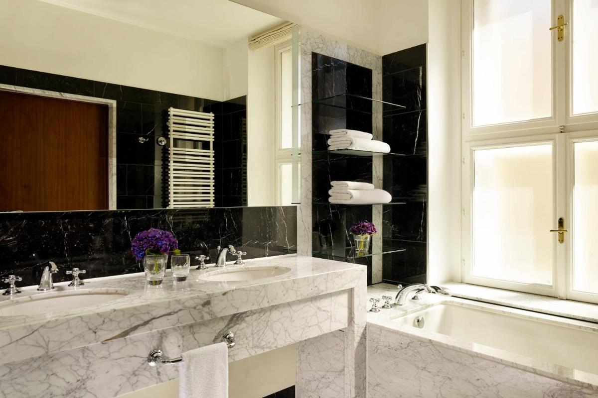 The Ritz-Carlton, Vienna