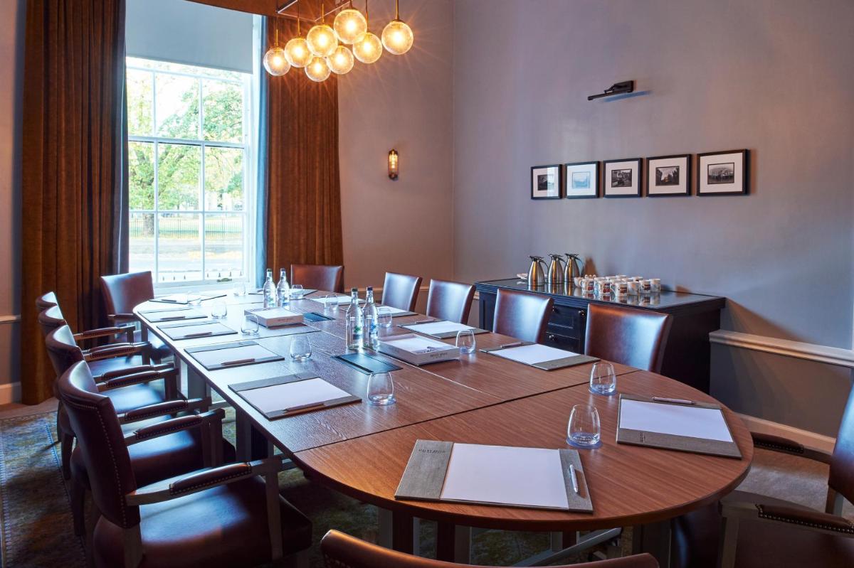 Kimpton Charlotte Square by IHG