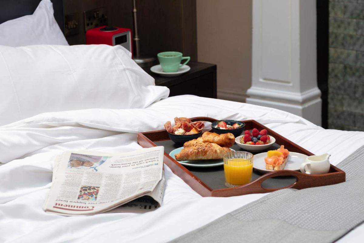 Kimpton Charlotte Square by IHG