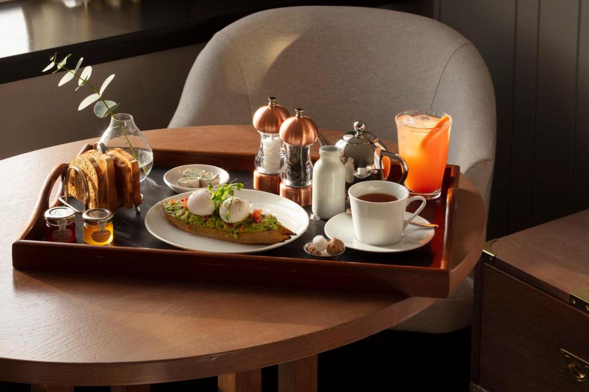 Kimpton Charlotte Square by IHG