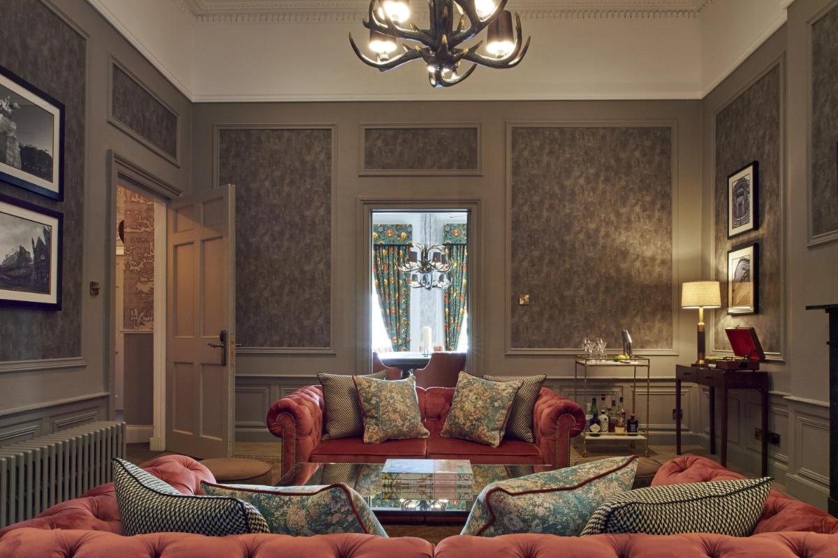 Kimpton Charlotte Square by IHG