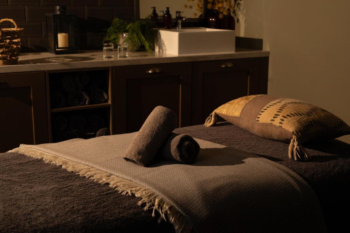 Kimpton Charlotte Square by IHG