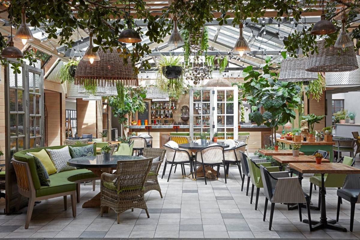 Kimpton Charlotte Square by IHG