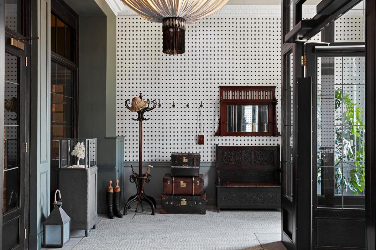 Kimpton Charlotte Square by IHG