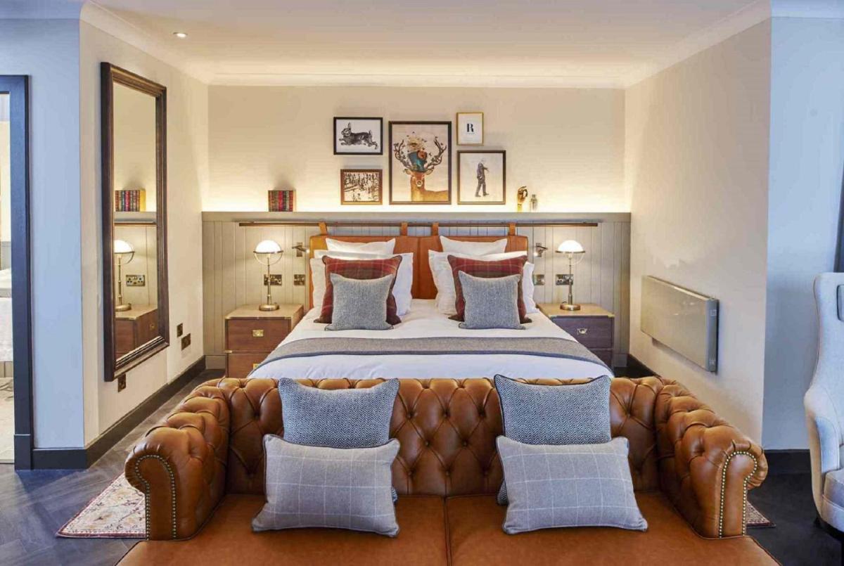 Kimpton Charlotte Square by IHG