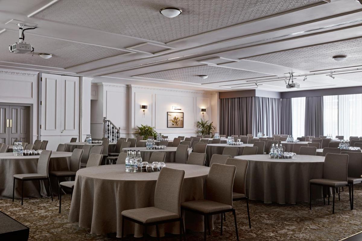 Kimpton Charlotte Square by IHG