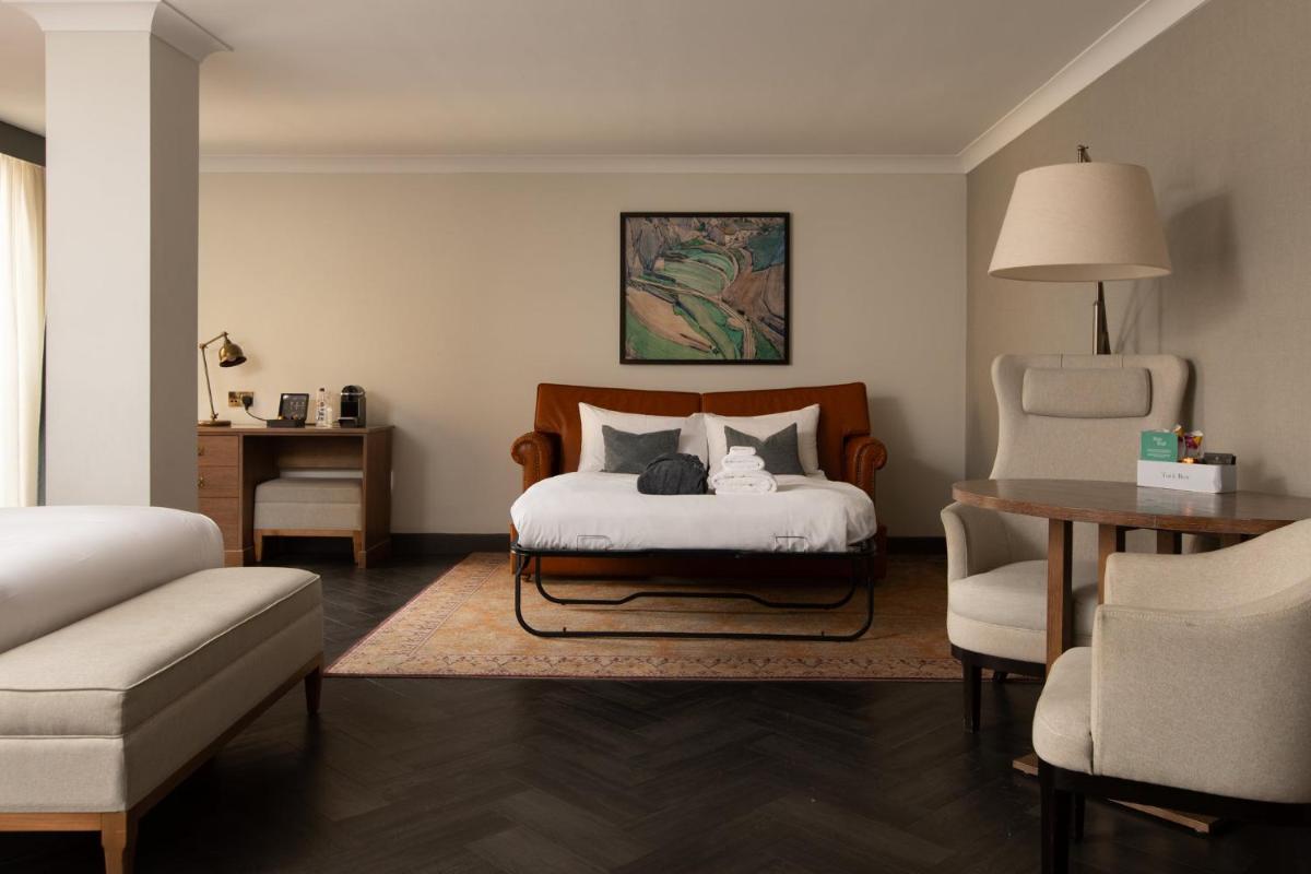 Kimpton Charlotte Square by IHG