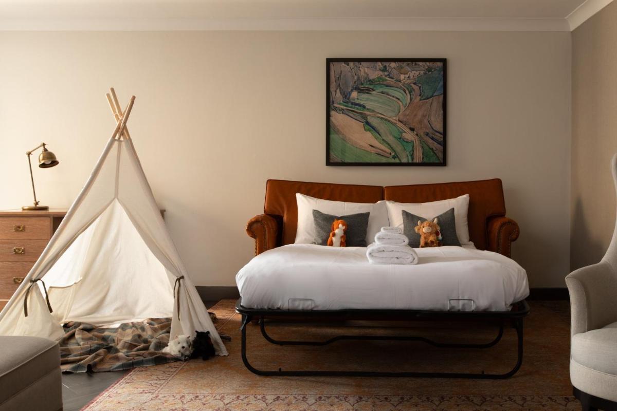 Kimpton Charlotte Square by IHG