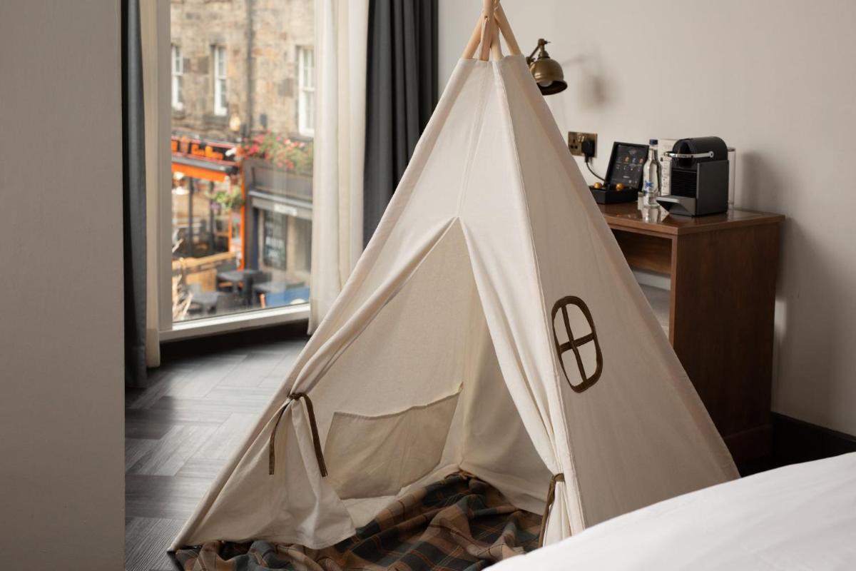Kimpton Charlotte Square by IHG