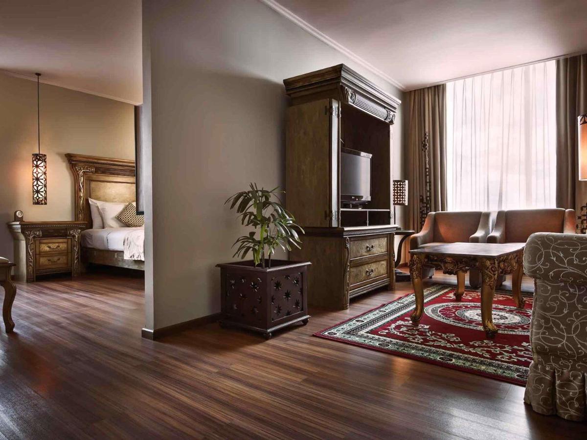 The Royal Surakarta Heritage - Handwritten Collection