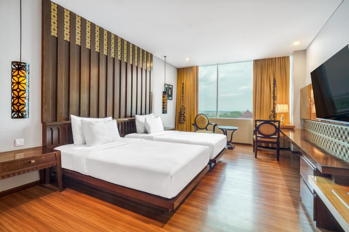 The Royal Surakarta Heritage - Handwritten Collection