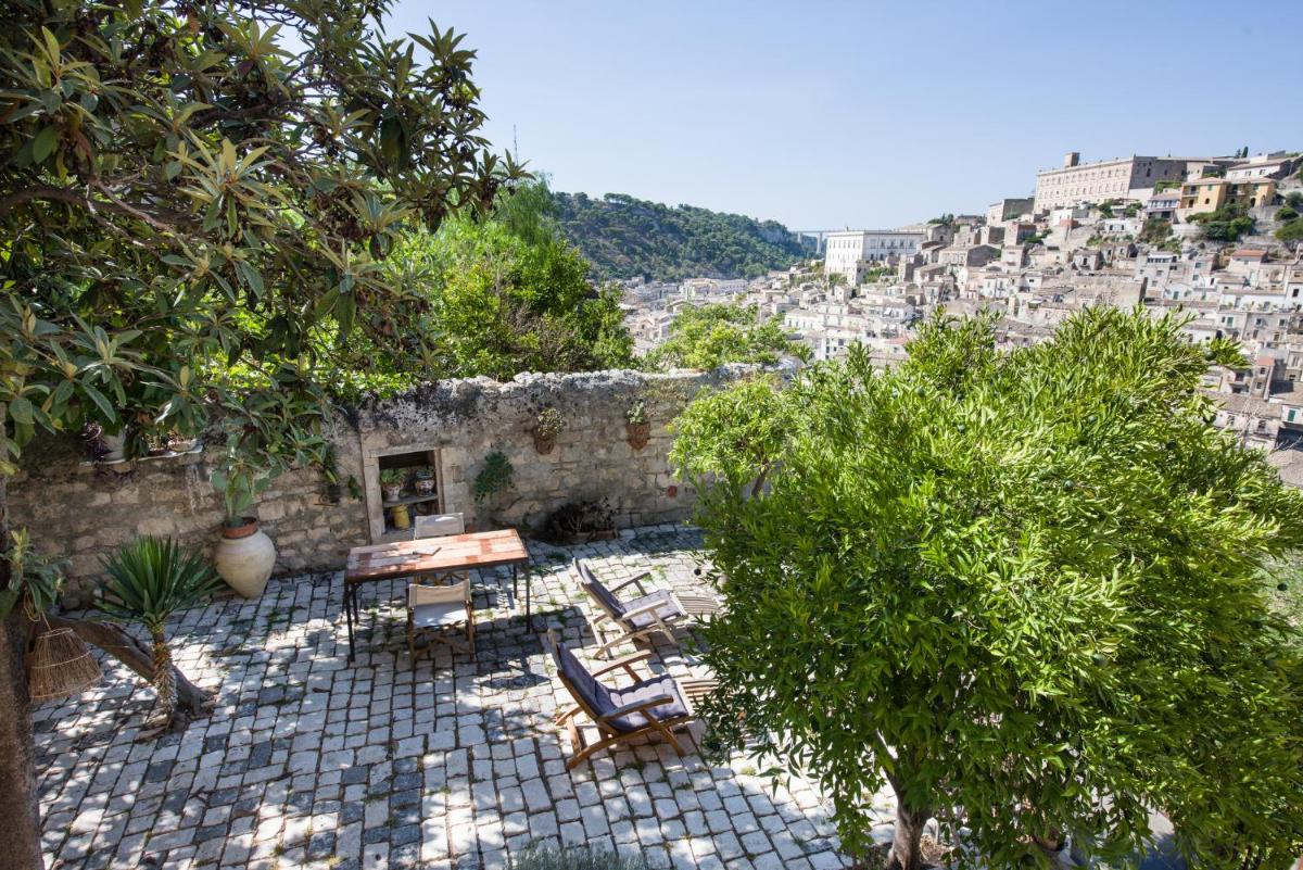 The Sicilian Escape - Garden House