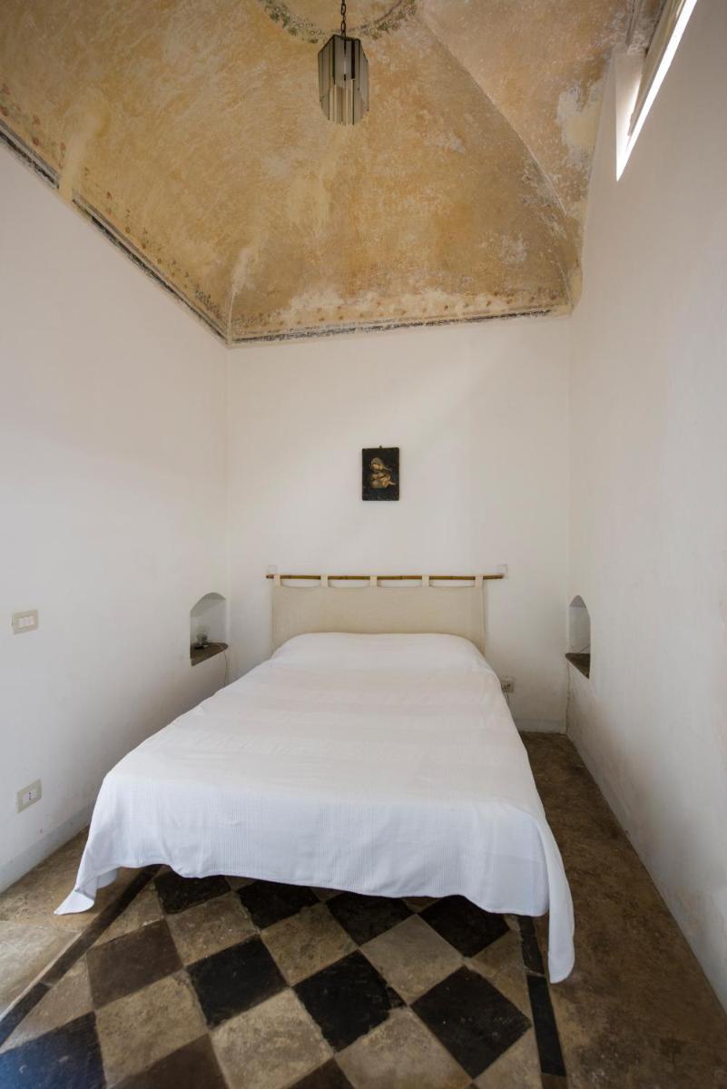 The Sicilian Escape - Garden House