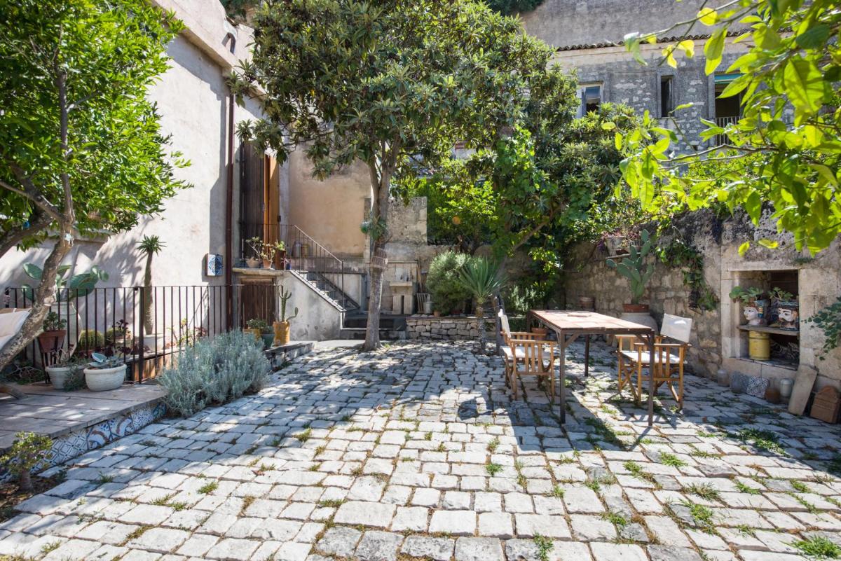 The Sicilian Escape - Garden House