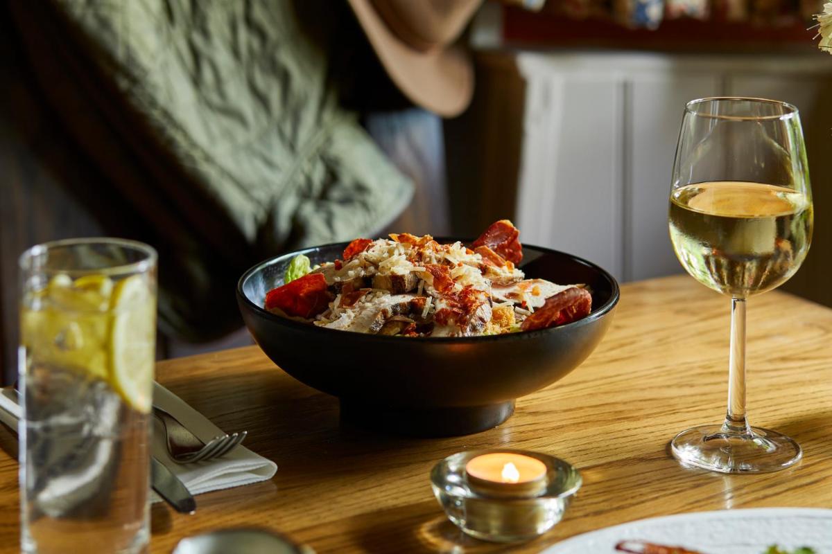 The Slaughters Country Inn