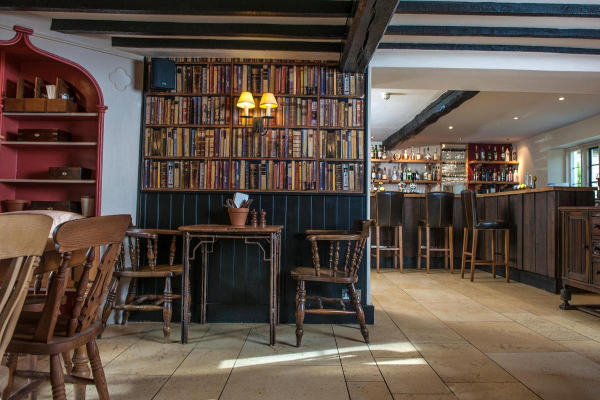 The Slaughters Country Inn