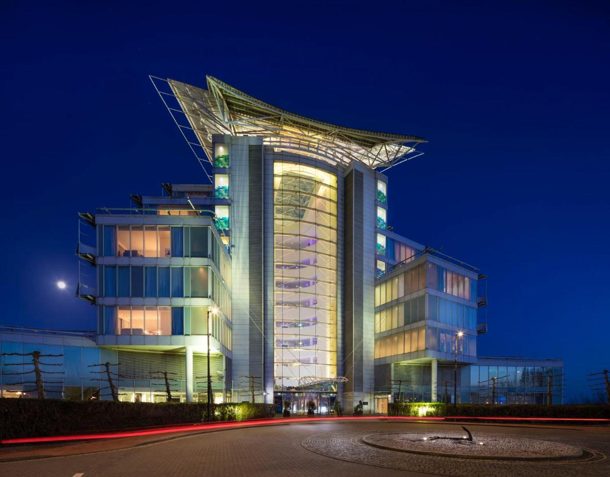 voco St. David's Cardiff by IHG
