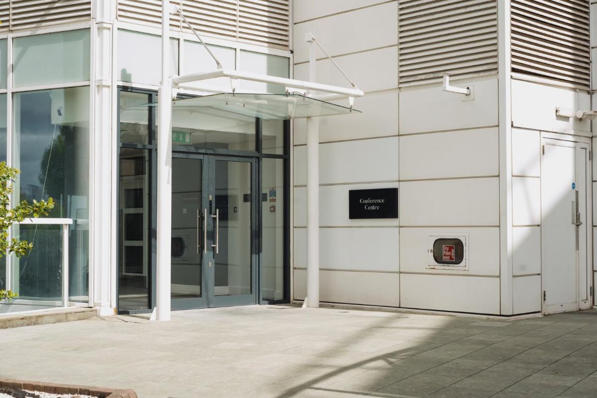 voco St. David's Cardiff by IHG