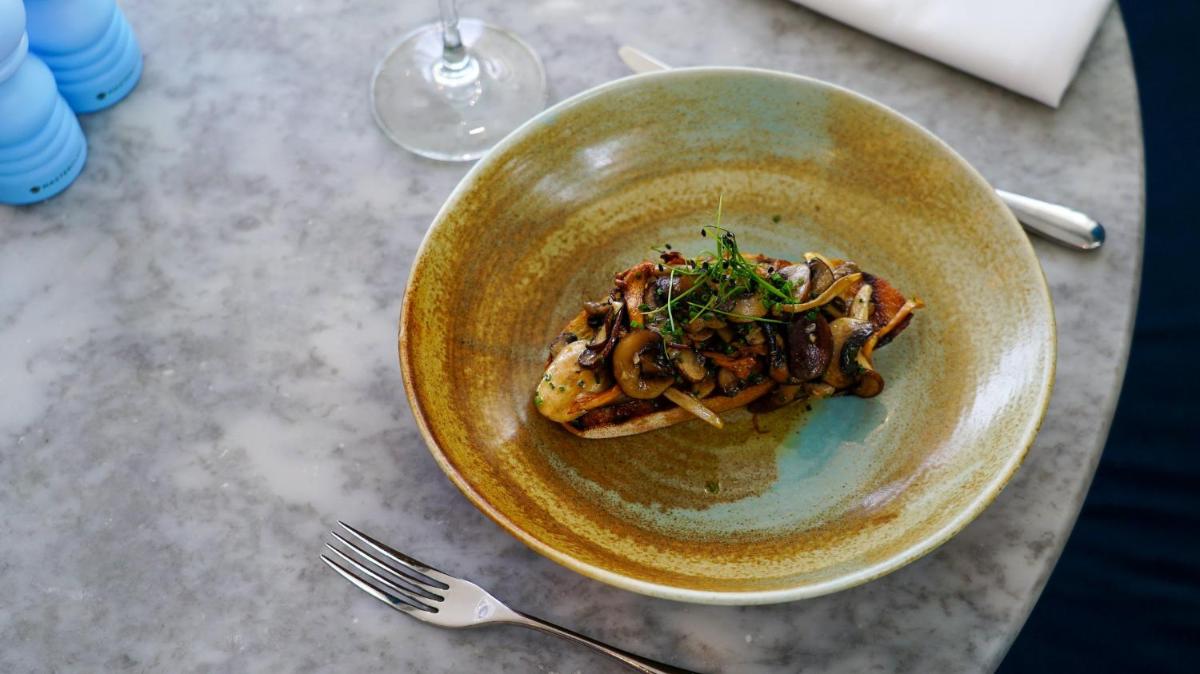 voco St. David's Cardiff by IHG