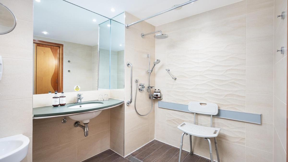 voco St. David's Cardiff by IHG