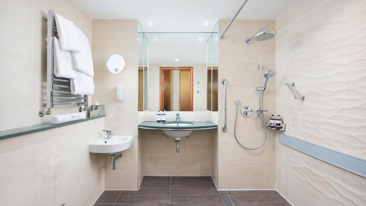 voco St. David's Cardiff by IHG
