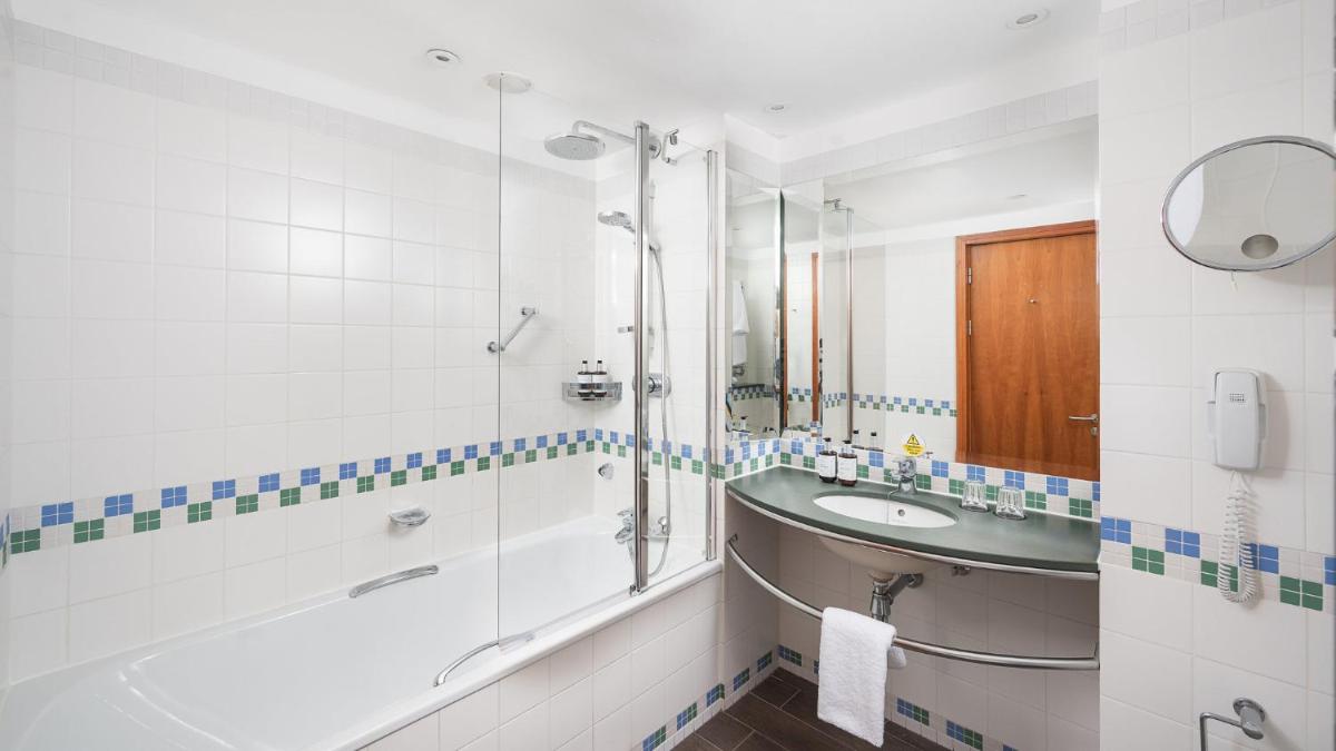voco St. David's Cardiff by IHG