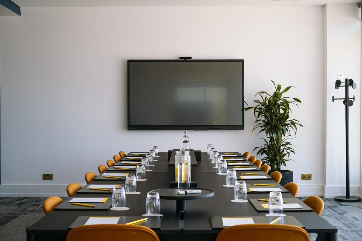 voco St. David's Cardiff by IHG