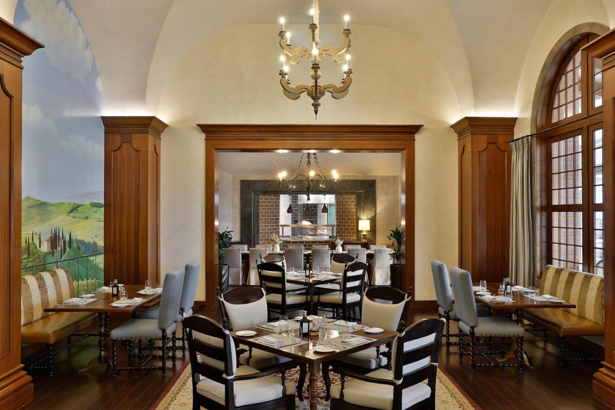 The St. Regis Abu Dhabi