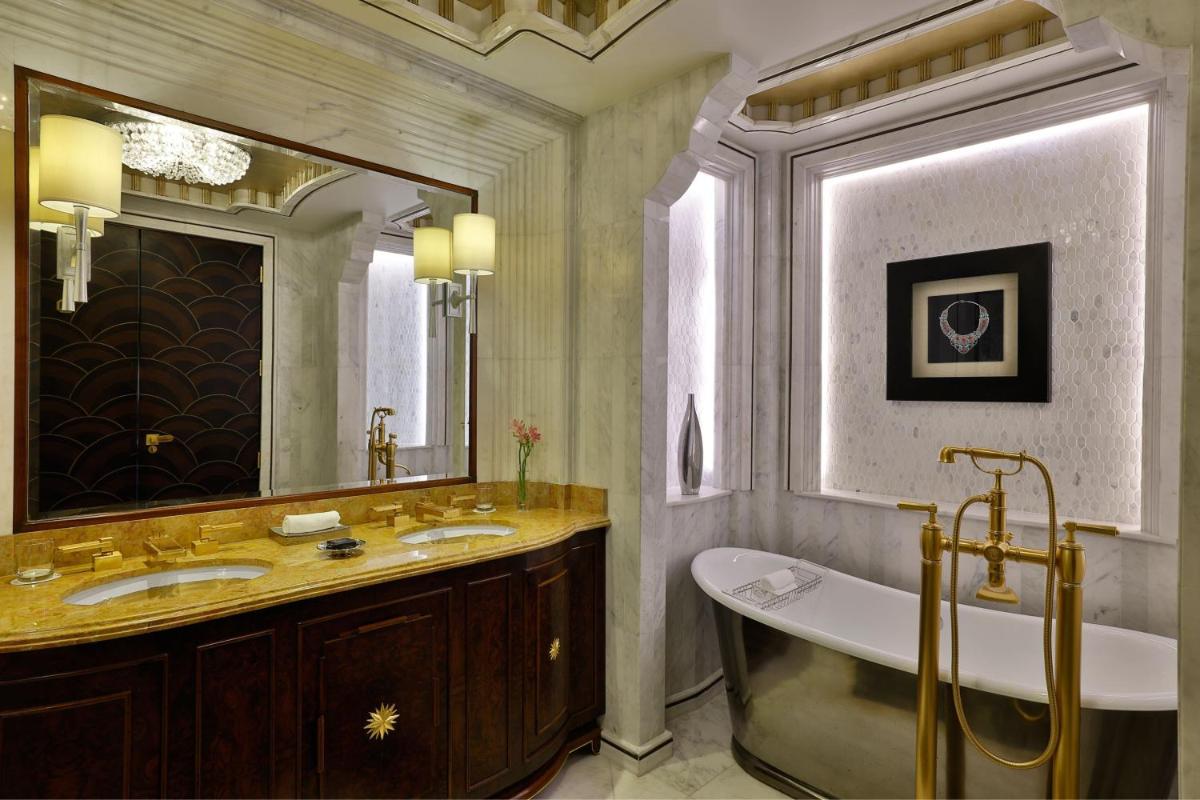 The St. Regis Abu Dhabi