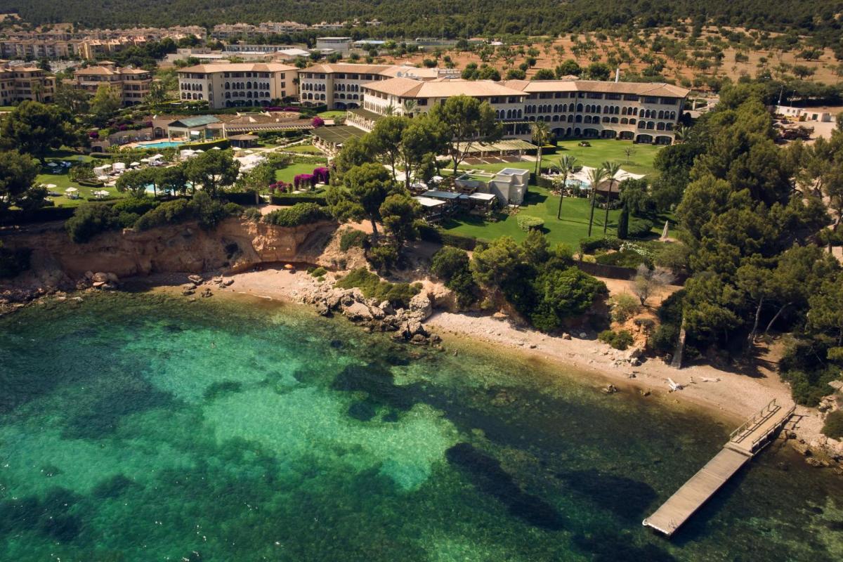The St. Regis Mardavall Mallorca Resort
