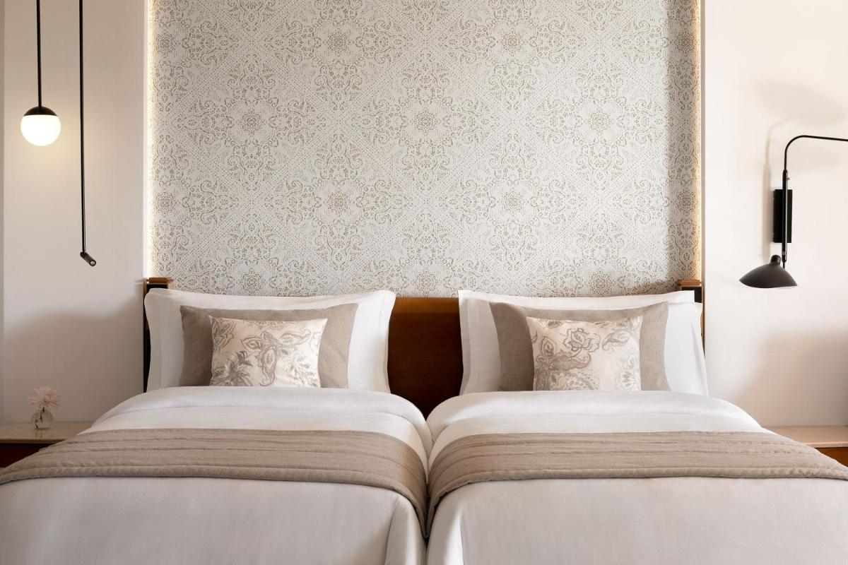 The St. Regis Mardavall Mallorca Resort