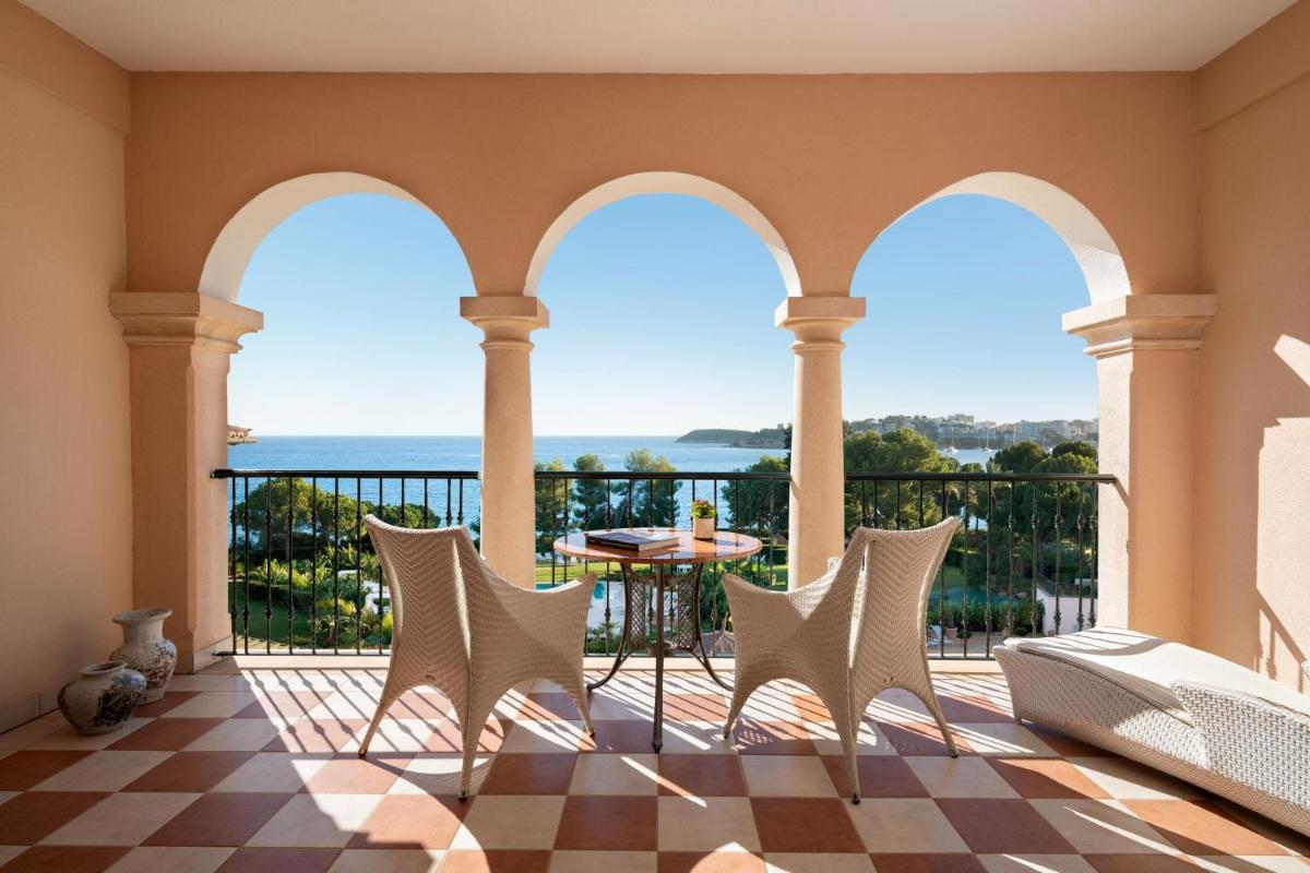 The St. Regis Mardavall Mallorca Resort