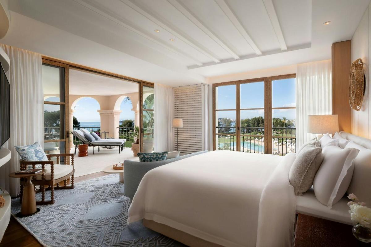 The St. Regis Mardavall Mallorca Resort