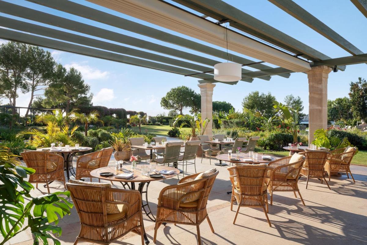 The St. Regis Mardavall Mallorca Resort