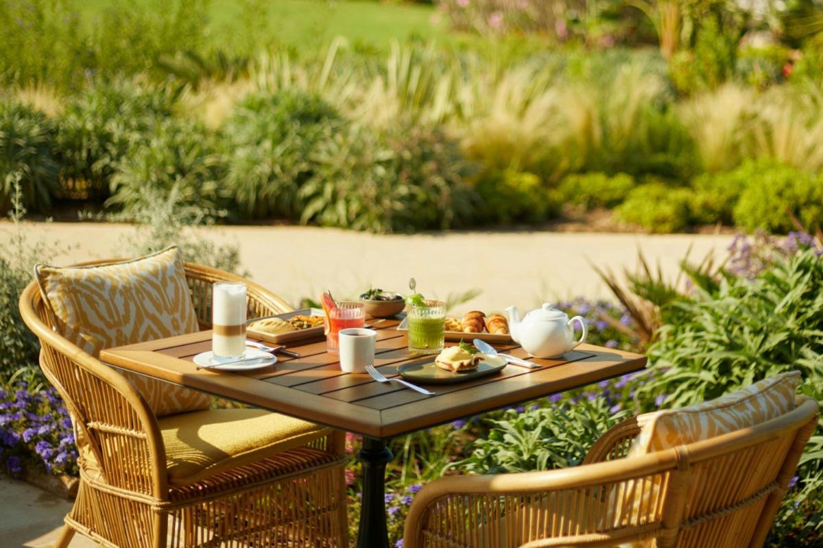 The St. Regis Mardavall Mallorca Resort