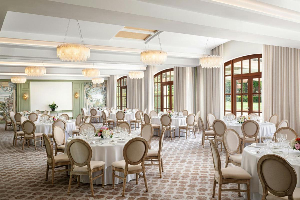 The St. Regis Mardavall Mallorca Resort