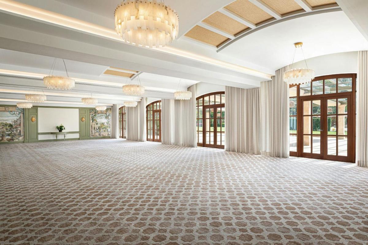 The St. Regis Mardavall Mallorca Resort