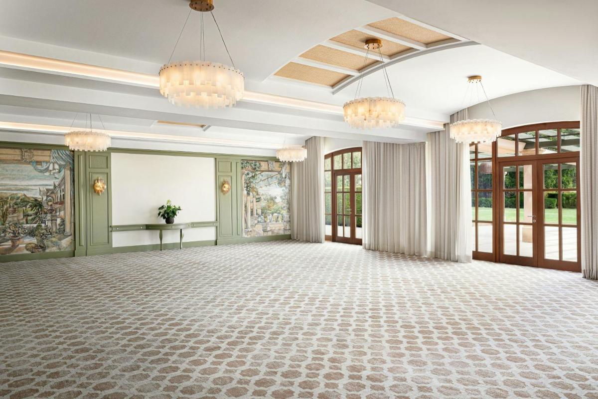 The St. Regis Mardavall Mallorca Resort